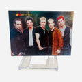 NSYNC Trading Card #14 Front – All Five Members Group Shot Dark Tones Green Background 2000 Topps Winterland