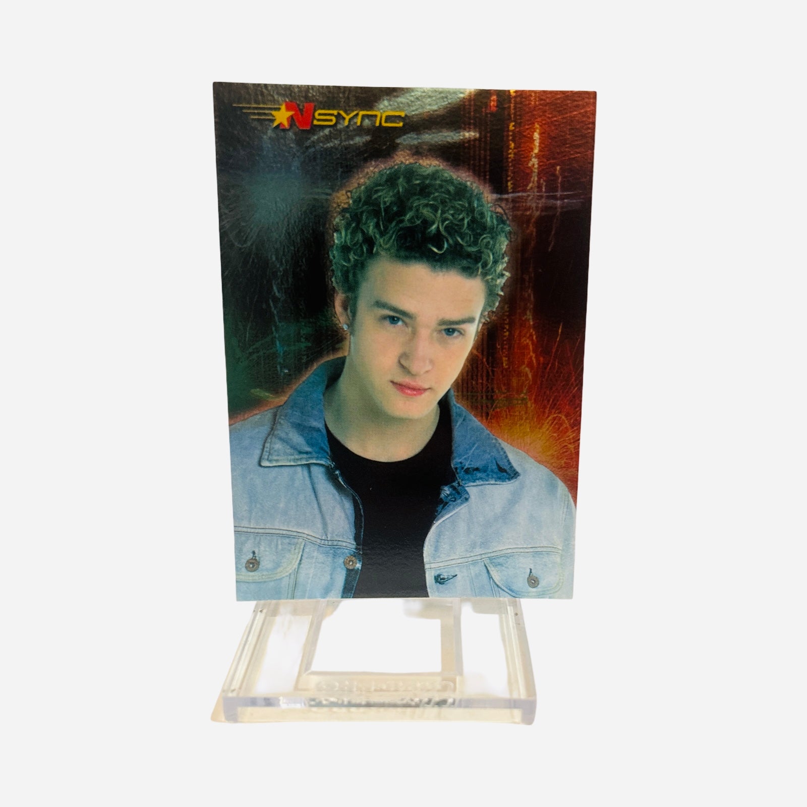 NSYNC Trading Card #17 Front – Justin Timberlake Light Denim Jacket Black Tee Curly Hair Intense Gaze Dark Fiery Background 2000 Topps Winterland