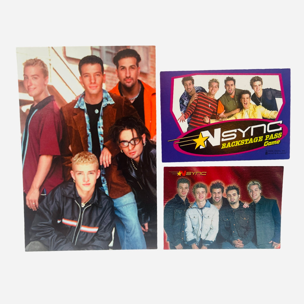NSYNC 3-Piece Set – 4x6 Group Staircase Photo Lance Red Track Jacket JC Brown Suede Joey Orange Chris Black Leather Glasses Justin Black Zip-Up, Backstage Pass Card, Trading Card #20 Denim Group 2000 Topps Winterland