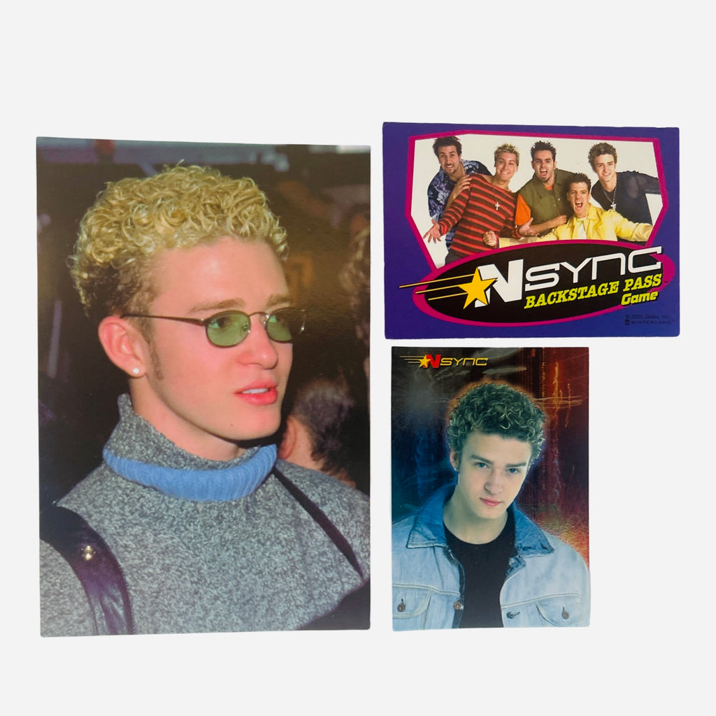 NSYNC 3-Piece Set – 4x6 Justin Timberlake Bleached Curly Hair Green Sunglasses Grey Turtleneck, Backstage Pass Game Card, Trading Card #17 Justin Denim Jacket 2000 Topps Winterland
