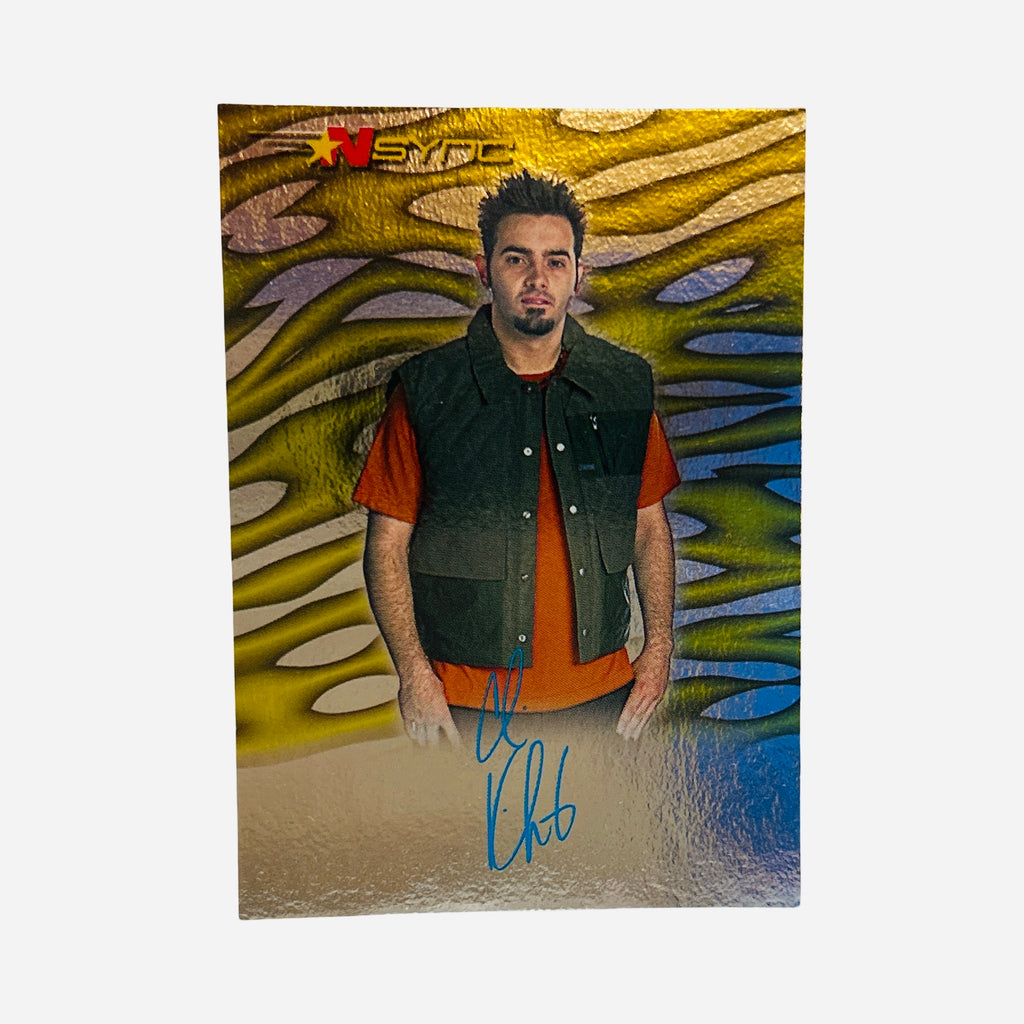 NSYNC Chris Kirkpatrick Autograph Trading Card #43 Front – Orange Tee Green Vest Gold Holographic Topps Winterland 2000