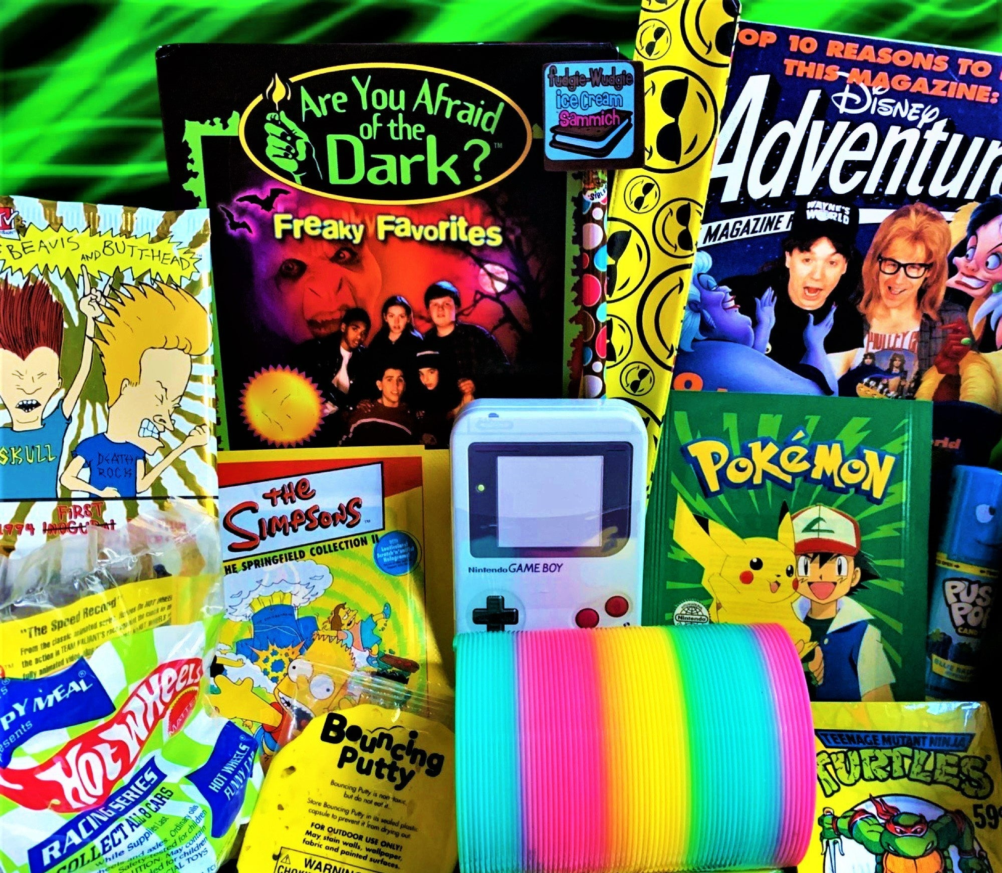 Medium 90s/Y2K/2000s Mystery Box 🎁