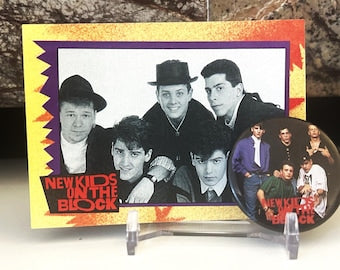 New Kids on the Block 1989 Trading Card #13 and Pin