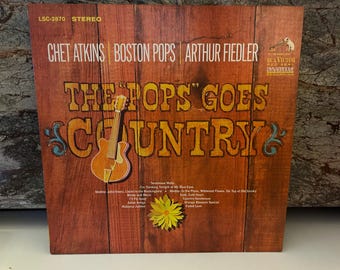 Chet Atkins 1966 LP Vinyl Record The Pops Goes Country