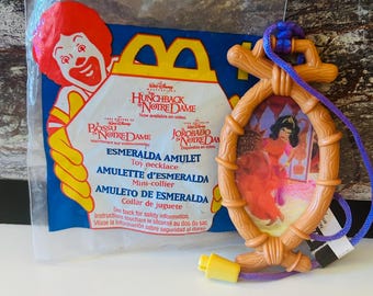 Esmeralda Amulet Hunchback of Notre Dame 1996 Toy
