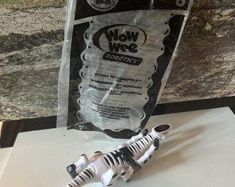 Robotics Biting Robo Reptile Happy Meal Toy