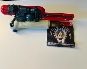 Inspector Gadget 1999 Happy Meal Toy Arm Squirter