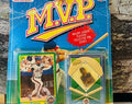 New York Mets 1990 Howard Johnson Collectible Pin and Card
