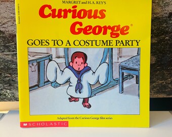Curious George Goes to a Costume Party 1988 Preowned Scholastic Book