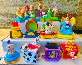 Happy Birthday Holiday Train 15 Piece Collection (1994) Premade Set