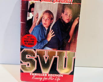 Sweet Valley #5 University Thriller, Running for her Life (1996)
