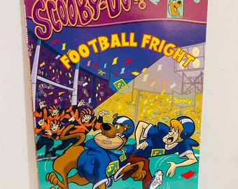 Scooby-Doo Book (2002) Scooby-Doo Football Freight #14 6x9 Paperback