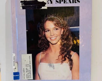 Britney Spears Hardcover Ex-Library Book 7.5x9.5 (2000)
