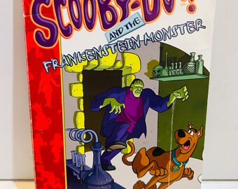 Scooby-Doo Book (2000) Case of the Frankenstein Monster 5.5x7.5 Paperback