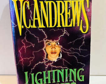Lightning Strikes Book by V.C. Andrews (2000 First Printing Paperback) #2 Hudson Series