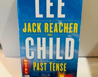 Past Tense: A Jack Reacher Novel Book by Lee Child