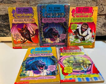 Goosebumps #1-4 Books Box Set Give Yourself Goosebumps (Preowned)