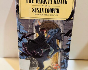 The Dark is Rising Book by Susan Cooper (1989 Paperback) Ex-Library