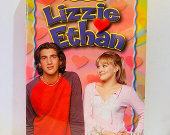Lizzie McGuire Paperback Book (2003) #10 Lizzie Loves Ethan