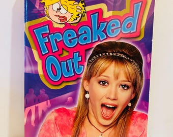 Lizzie McGuire Paperback Book (2004) #15 Freaked Out
