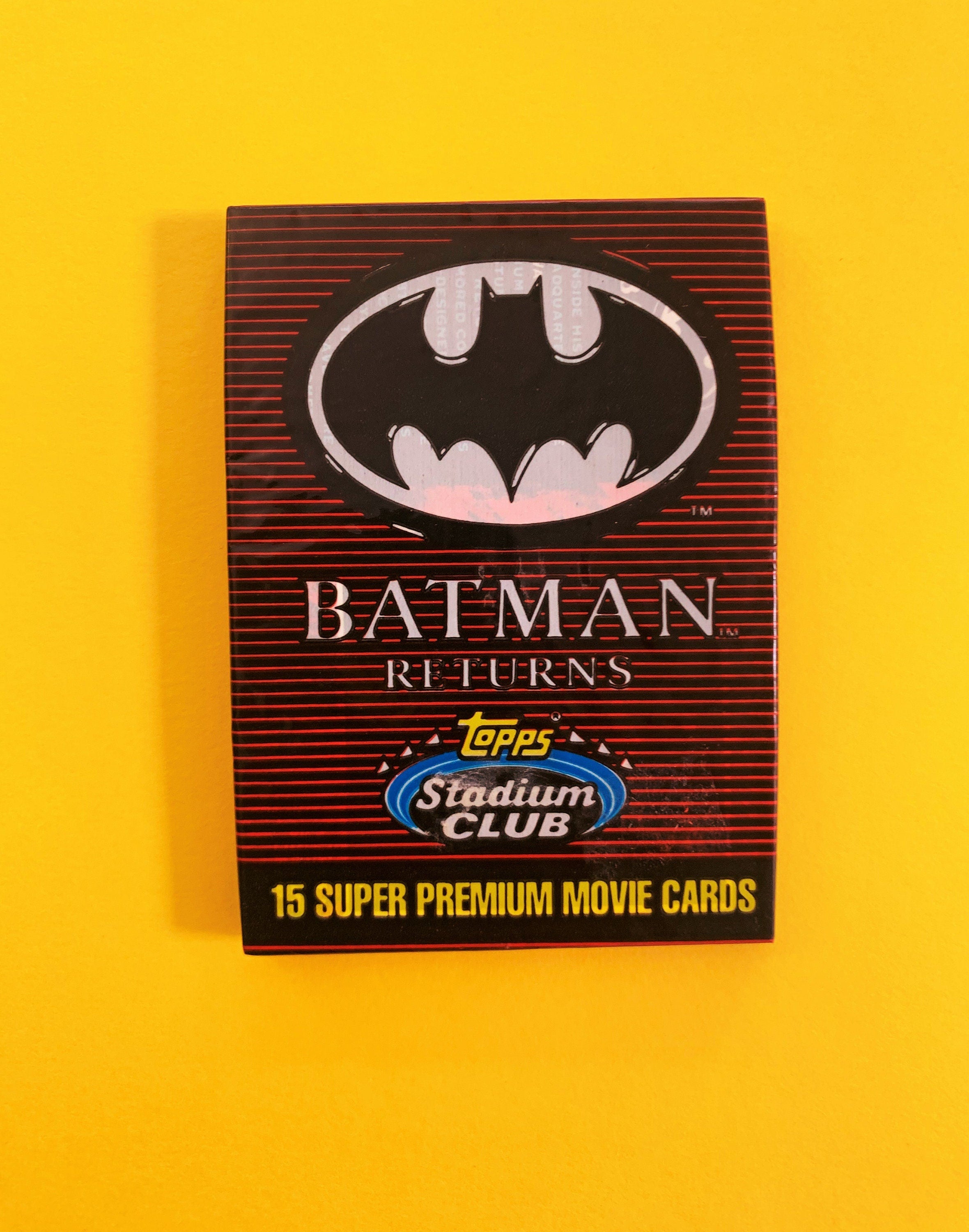 Batman Returns Trading Card Pack (1 Pack of 15 Cards)
