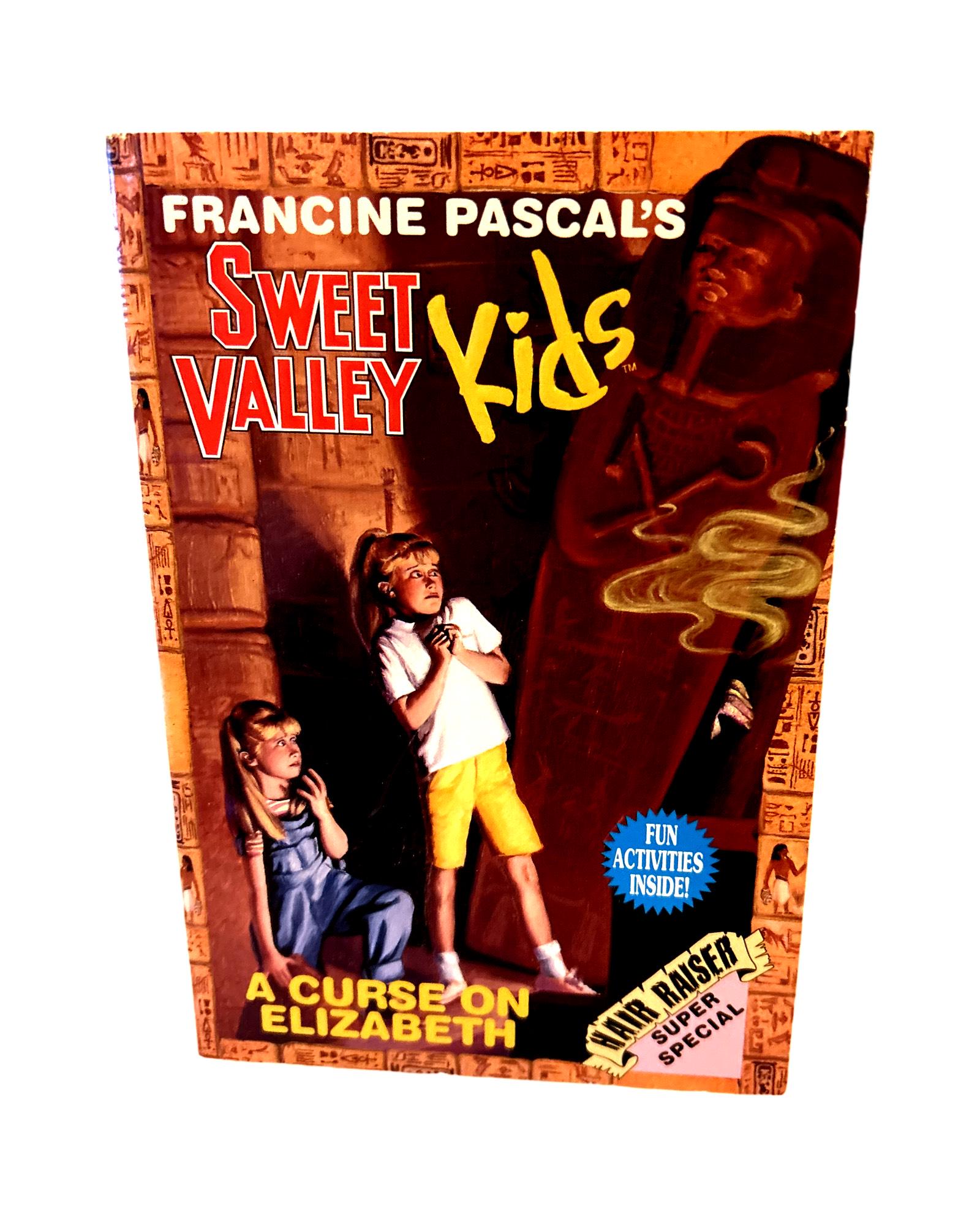 Super Special #3 A Curse on Elizabeth Sweet Valley Kids (1995 Paperback)