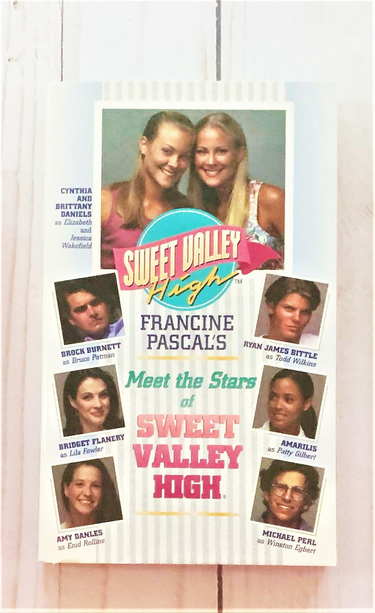Meet the Stars of Sweet Valley by Francine Pascal 1995 Paperback Edition