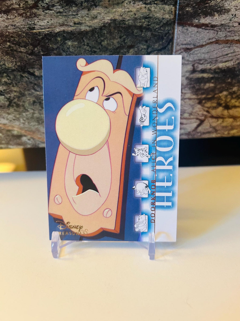 Alice in Wonderland Doorknob 2003 Disney Treasures Trading Card